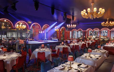 Club Dining .